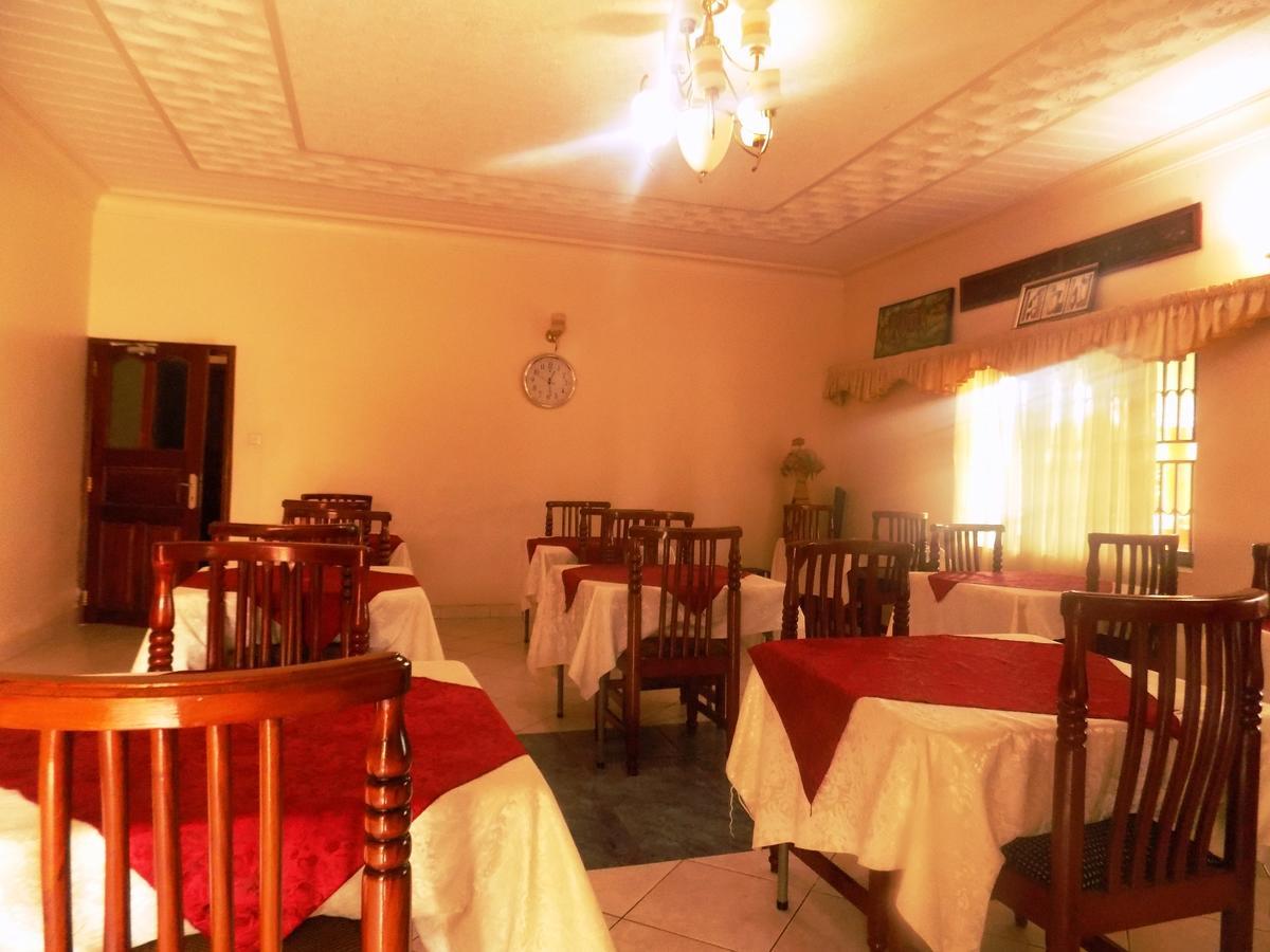 Rhino Motel Mbarara Exteriör bild